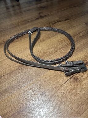 🐴 Brown Leather Laced Reins. 54"x 5/8" 🐴